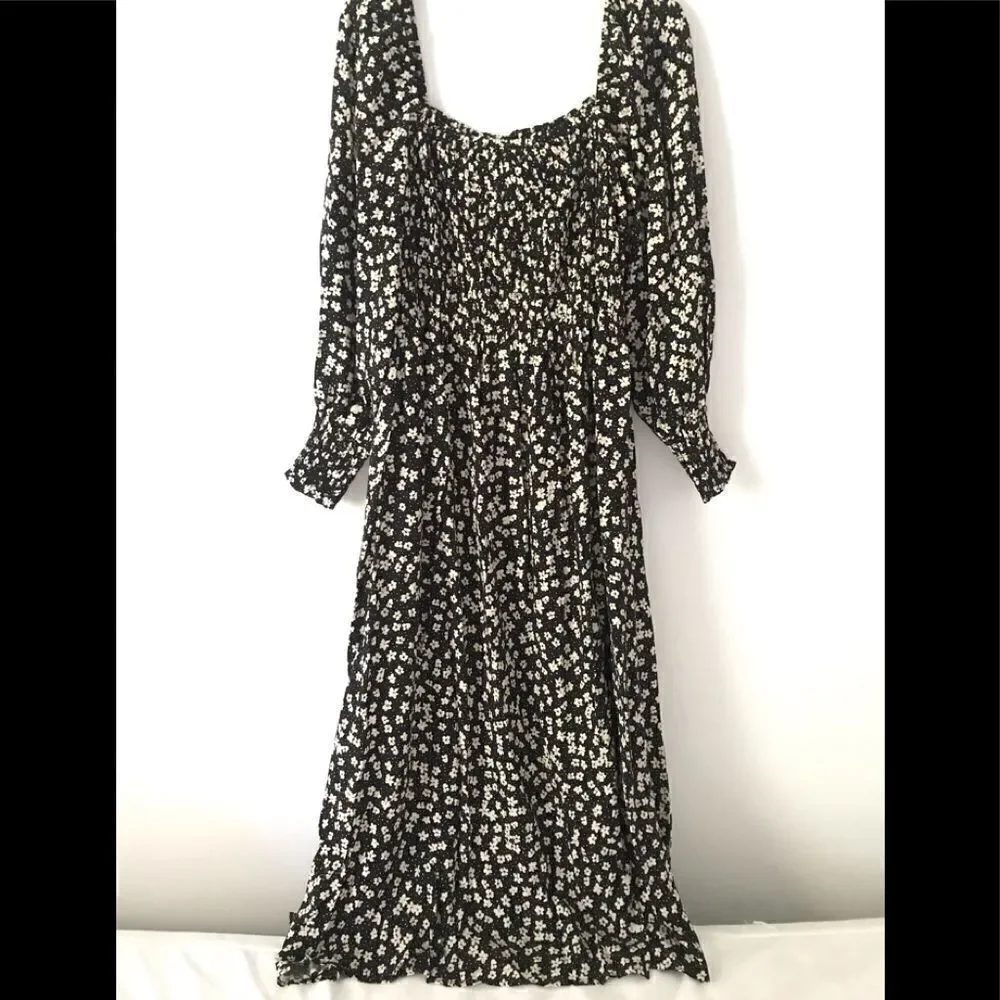 H&M Smock-detail Puff Sleeve Dress Bloggers fav - Picture 15 of 16